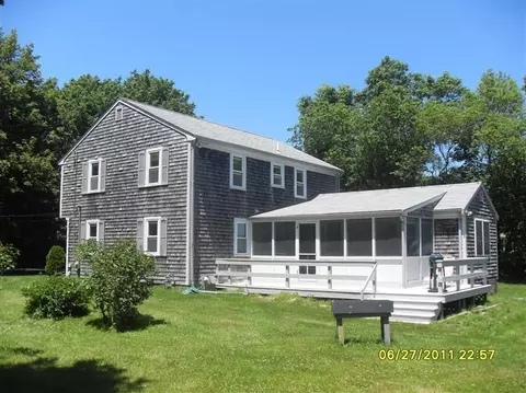 26 Locust Ave, West Barnstable, MA 02668 photo 1