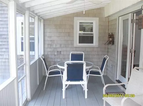 26 Locust Ave, West Barnstable, MA 02668 photo 4