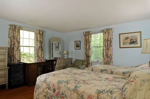 40 Bunker Hill Rd, Osterville, MA 02655 photo 9