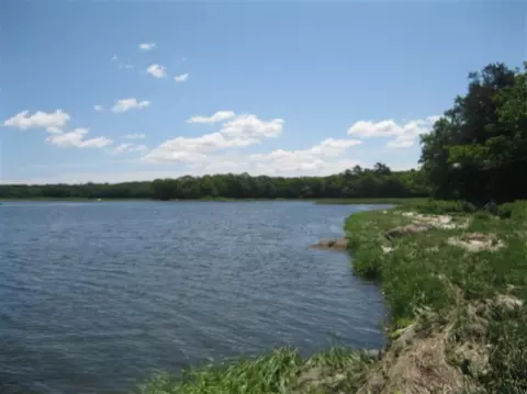 140 Eel Pond Rd, Monument Beach, MA 02553 photo 8