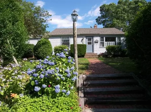 164 Uncle Percys Rd, Mashpee, MA 02649 photo 2