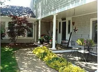 695 Bay Ln, Centerville, MA 02632 photo 3