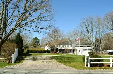 695 Bay Ln, Centerville, MA 02632 photo 17