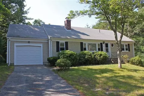 142 Mooring Dr, Cotuit, MA 02635 photo 17