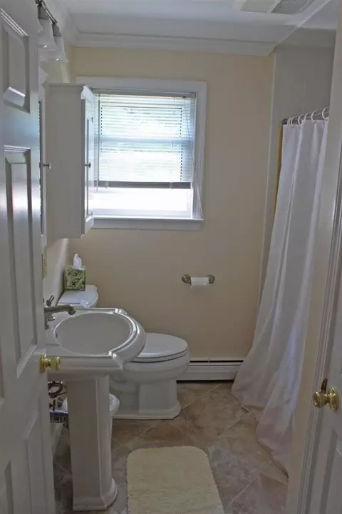 142 Mooring Dr, Cotuit, MA 02635 photo 8