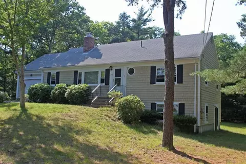 142 Mooring Dr, Cotuit, MA 02635 photo 1