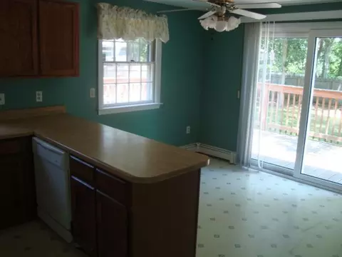 44 County Seat St, Hyannis, MA 02601 photo 2