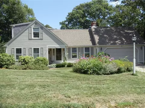 132 Kettlehole Rd, West Barnstable, MA 02668 photo 1