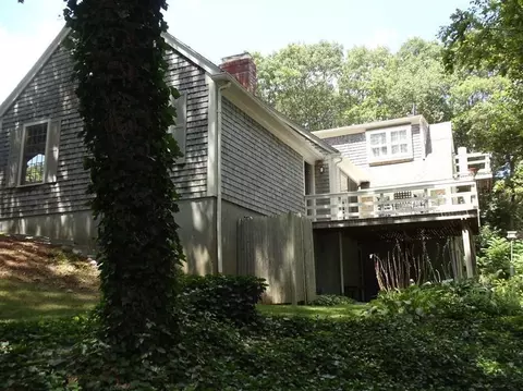 132 Kettlehole Rd, West Barnstable, MA 02668 photo 2