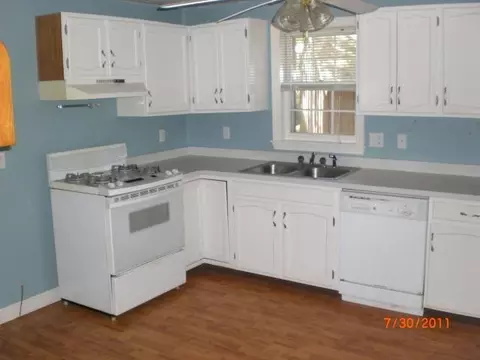 91 Brewster Rd, Mashpee, MA 02649 photo 2
