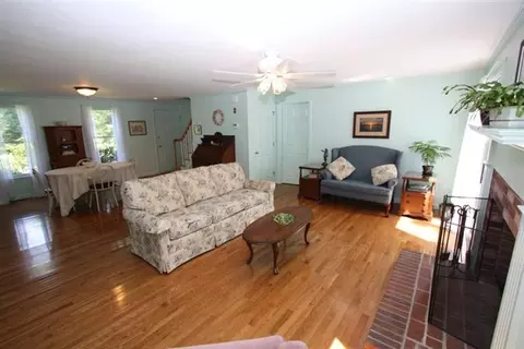 7 Brookside Cir, Mashpee, MA 02649 photo 9
