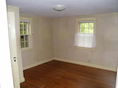 63 Locust St, Hyannis, MA 02601 photo 6