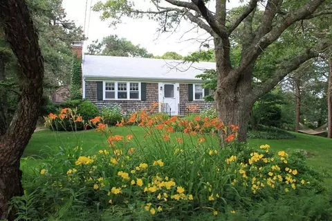 55 Eileen Rd, South Chatham, MA 02659 photo 1