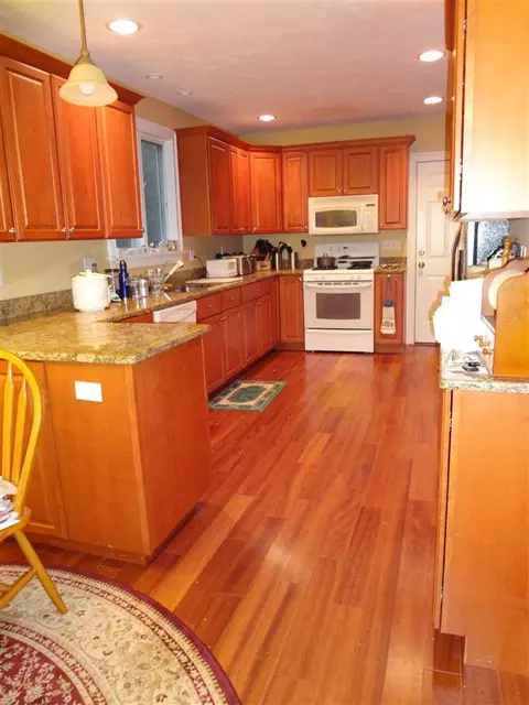 68 Indian Spring Rd, West Barnstable, MA 02668 photo 3