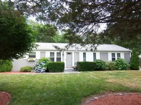 96 Sheaffer Rd, Centerville, MA 02632 photo 2