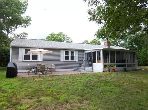 96 Sheaffer Rd, Centerville, MA 02632 photo 3
