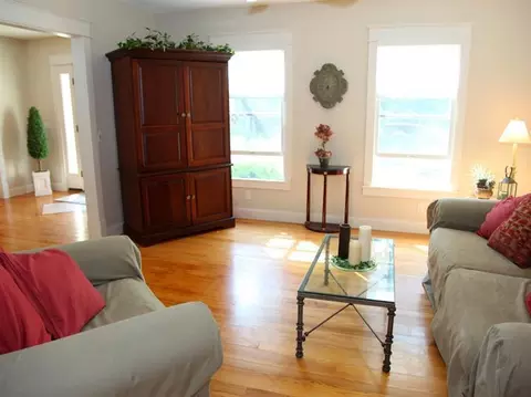 78 Bayshore Dr, Mashpee, MA 02649 photo 7