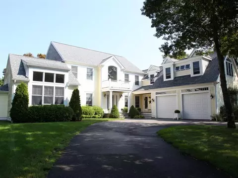 78 Bayshore Dr, Mashpee, MA 02649 photo 1