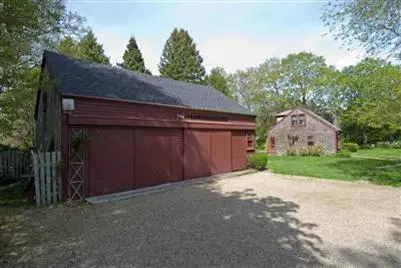 2730 Main St, Barnstable, MA 02630 photo 3