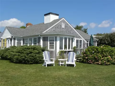 82 Nick Trl, Mashpee, MA 02649 photo 1
