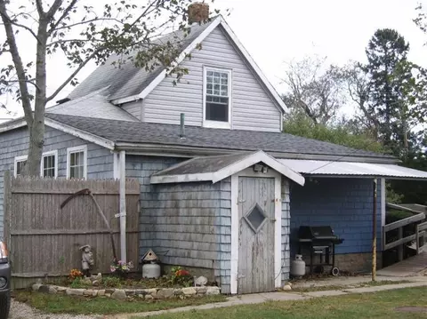 2785 Cranberry Hwy, Wareham, MA 02571 photo 4