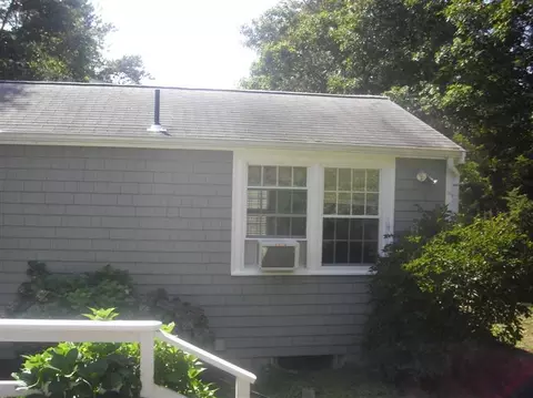 19 Uncle Henrys Rd, Mashpee, MA 02649 photo 2