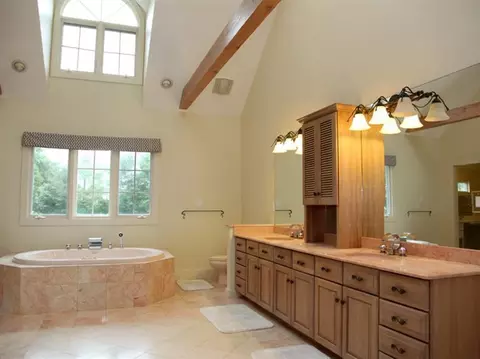 7 Eagle Dr, Mashpee, MA 02649 photo 11