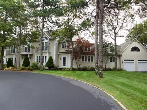 7 Eagle Dr, Mashpee, MA 02649 photo 3