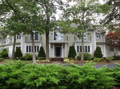 7 Eagle Dr, Mashpee, MA 02649 photo 1