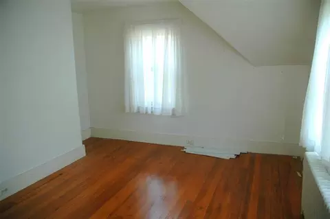 48 Beach St, Monument Beach, MA 02553 photo 10
