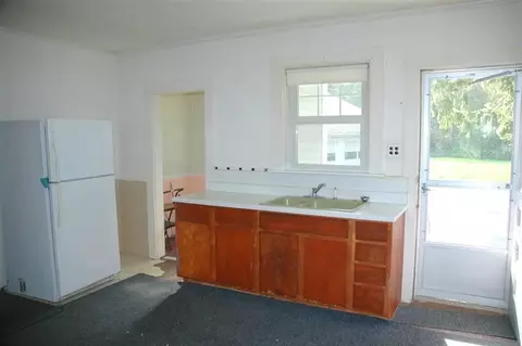 48 Beach St, Monument Beach, MA 02553 photo 7