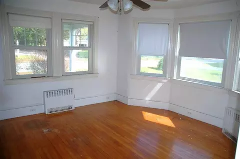 48 Beach St, Monument Beach, MA 02553 photo 4