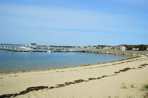 48 Beach St, Monument Beach, MA 02553 photo 14