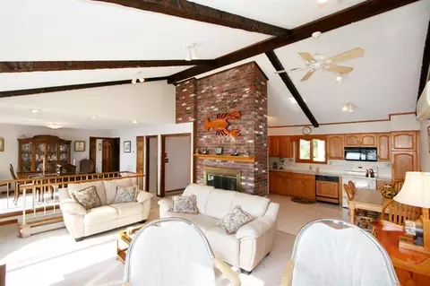 241 Hooppole Rd, Mashpee, MA 02649 photo 10