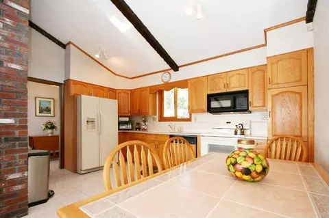 241 Hooppole Rd, Mashpee, MA 02649 photo 15