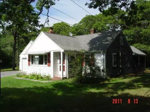 166 Straightway, Hyannis, MA 02601 photo 2