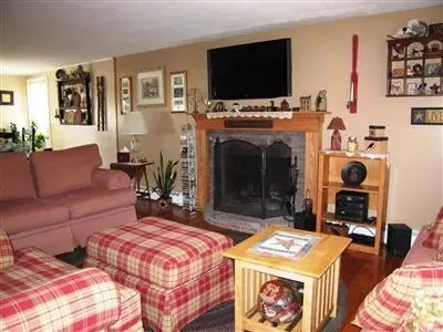 250 Longview Dr, Centerville, MA 02632 photo 3
