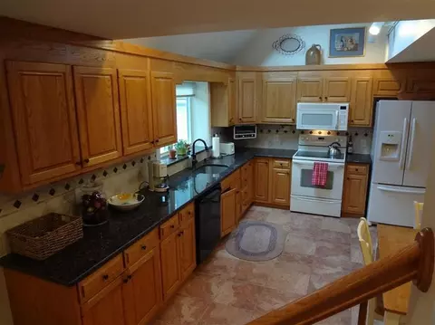 492 Bay Ln, Centerville, MA 02632 photo 6