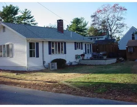 10 Sippican Rd, Wareham, MA 02571 photo 1