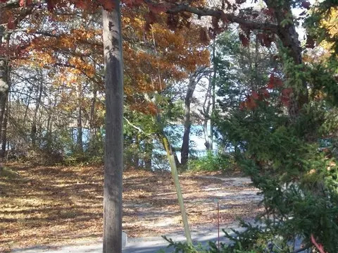 48 Eel Pond Rd, Monument Beach, MA 02553 photo 4