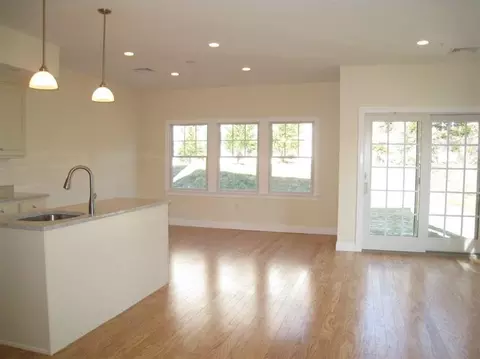 320 Stevens St #G5, Hyannis, MA 02601 photo 2