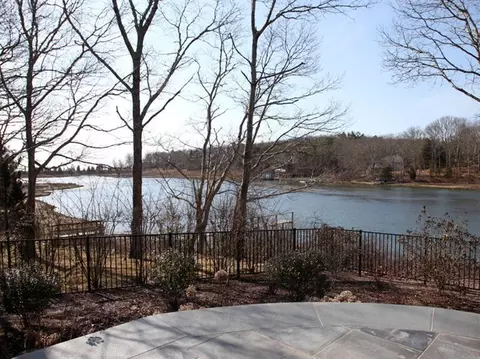 161 Bay Ln, Centerville, MA 02632 photo 9