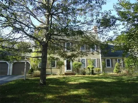 14 Peter Cooper Dr, Wareham, MA 02571 photo 1