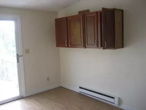 63 Louis St, Hyannis, MA 02601 photo 9