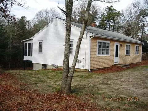 575 Old Stage Rd, Centerville, MA 02632 photo 2