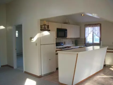 145 Lake Ave, East Wareham, MA 02538 photo 9