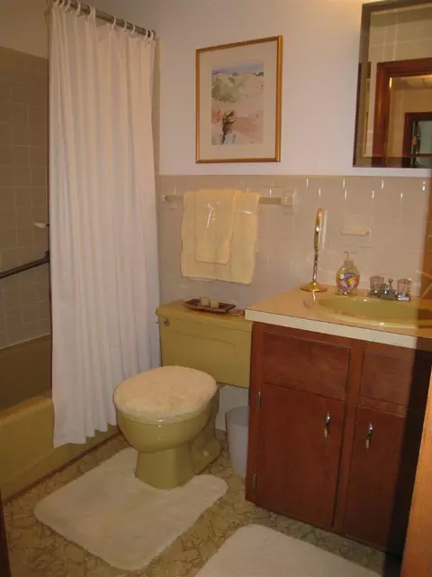 155 Monomoy Cir, Centerville, MA 02632 photo 17