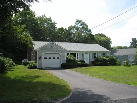 155 Monomoy Cir, Centerville, MA 02632 photo 20