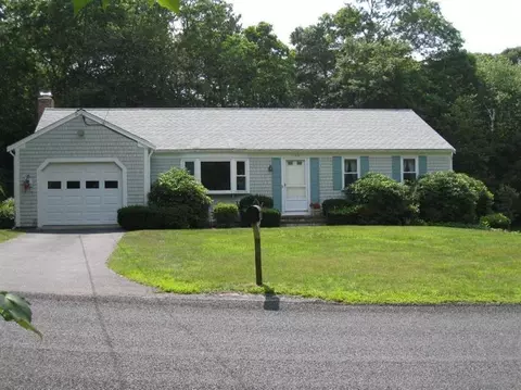 155 Monomoy Cir, Centerville, MA 02632 photo 19
