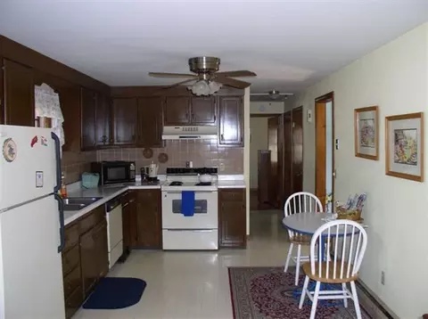 198 Compass Cir, Hyannis, MA 02601 photo 4
